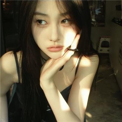 「莉可丽丝」Friends are thieves of time.